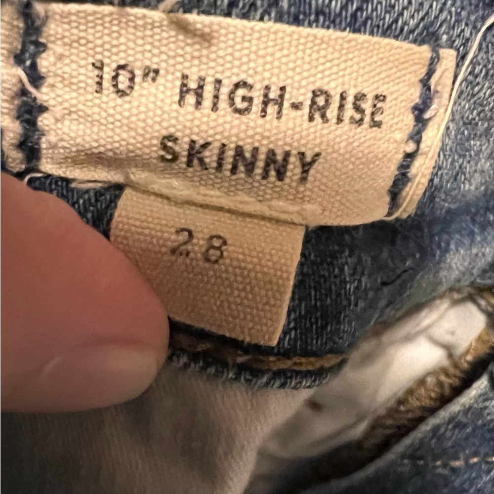 Madewell, 10 inch high-rise skinny jeans Sz 28 - Picture 6 of 6